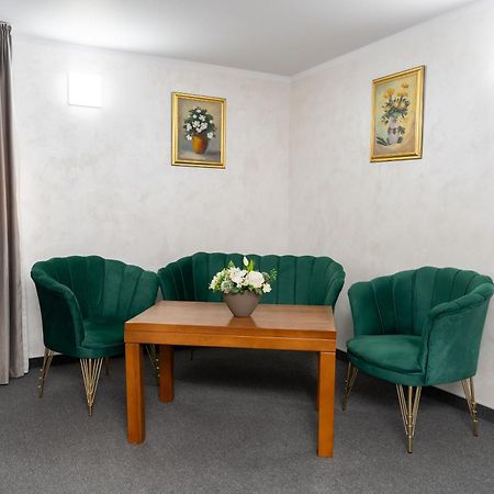 Hotel Casa De Piatra Scheia Ngoại thất bức ảnh