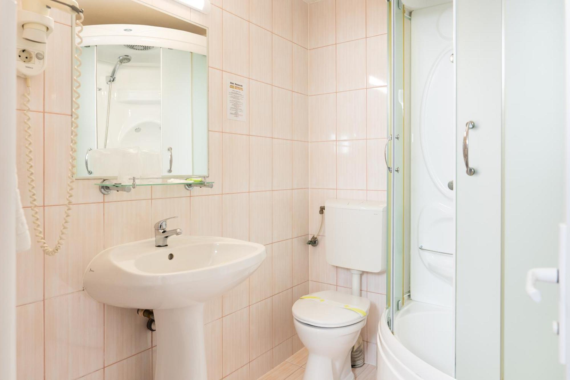 Hotel Casa De Piatra Scheia Ngoại thất bức ảnh