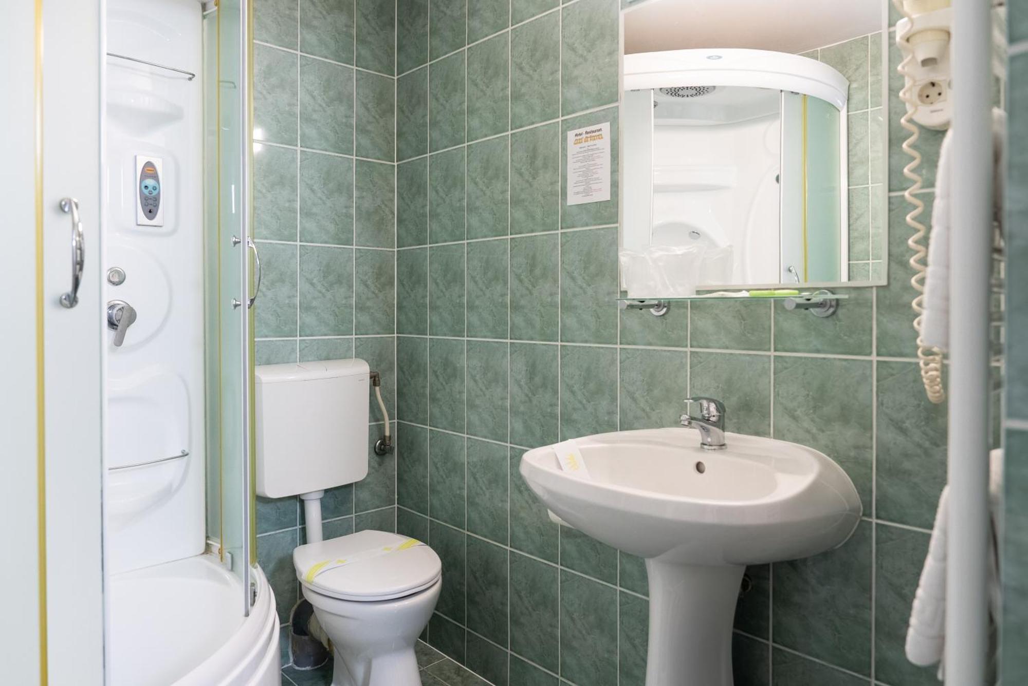 Hotel Casa De Piatra Scheia Ngoại thất bức ảnh