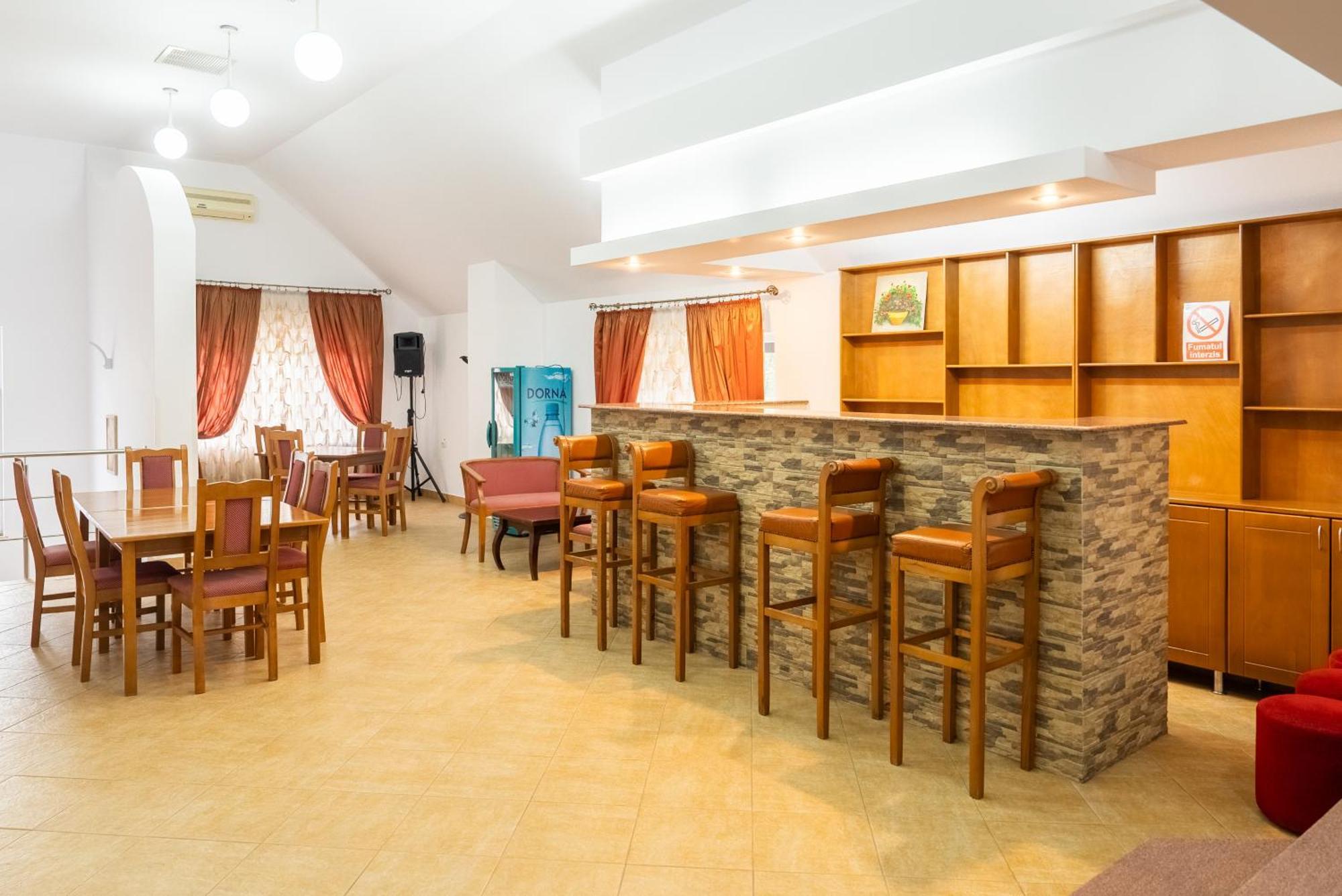 Hotel Casa De Piatra Scheia Ngoại thất bức ảnh